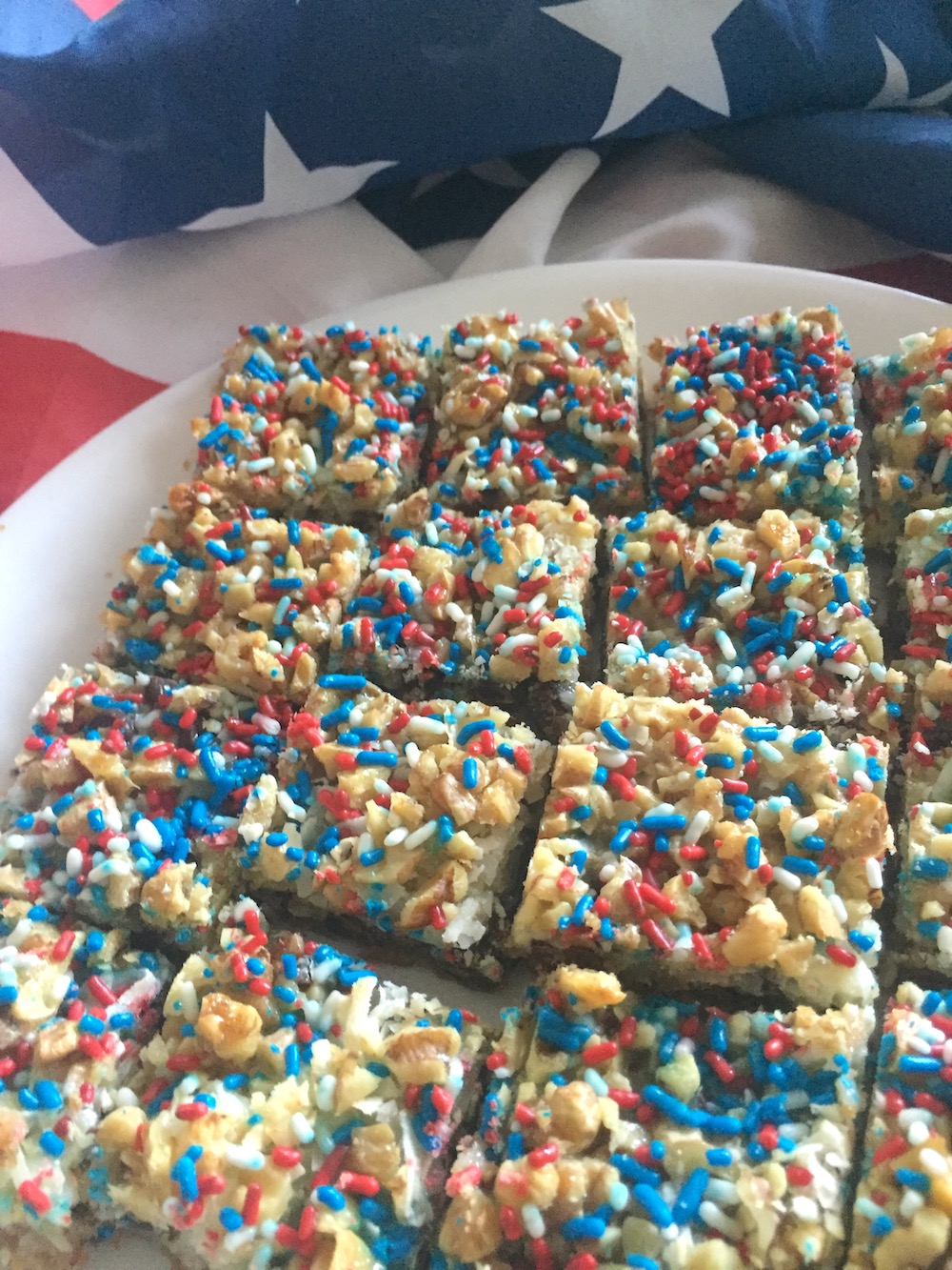 Patriotic Magic Bars with The Cookie Elf