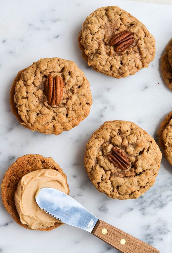 Sandwich cookies with The Cookie Elf via Pinterest